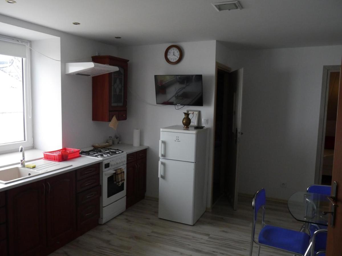 Brama Bieszczad Apartment Леско Екстериор снимка
