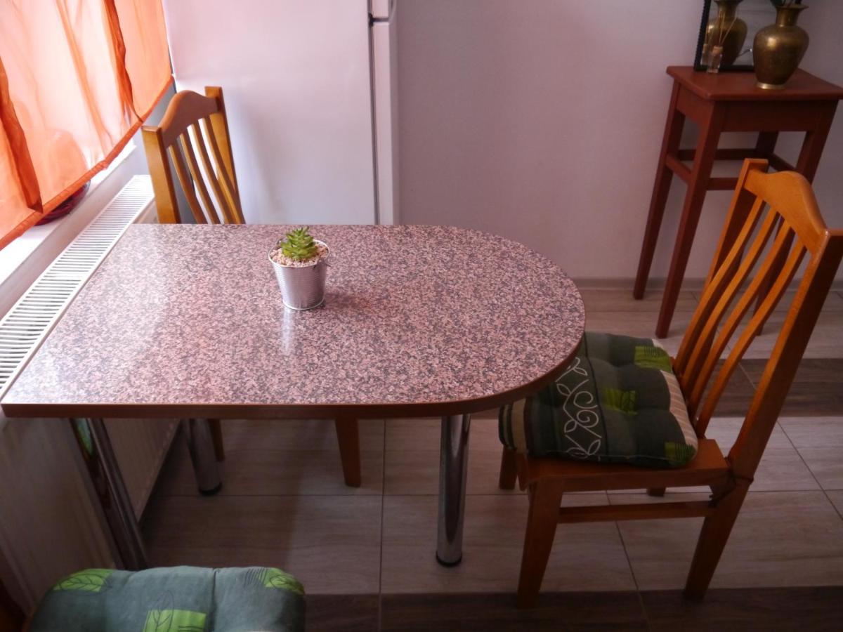 Brama Bieszczad Apartment Леско Екстериор снимка