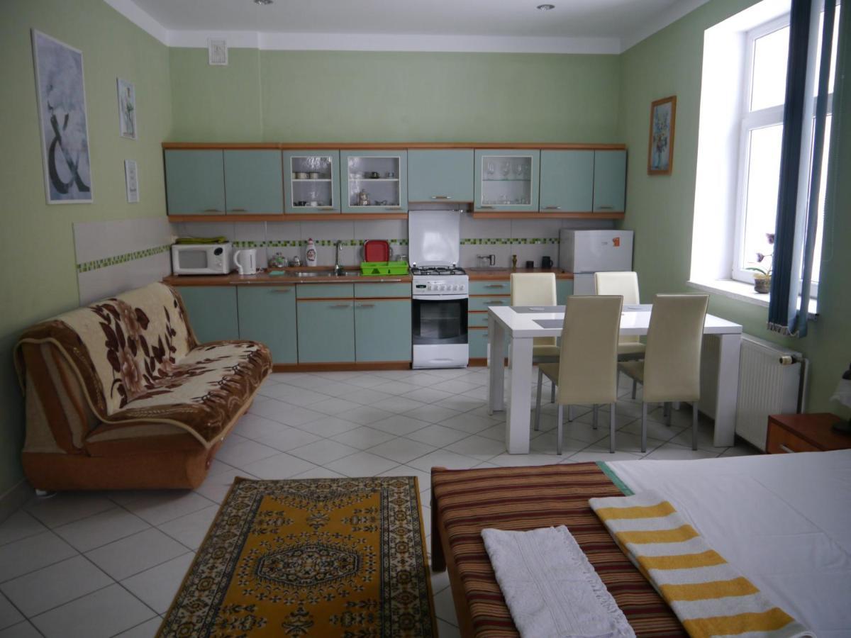 Brama Bieszczad Apartment Леско Екстериор снимка