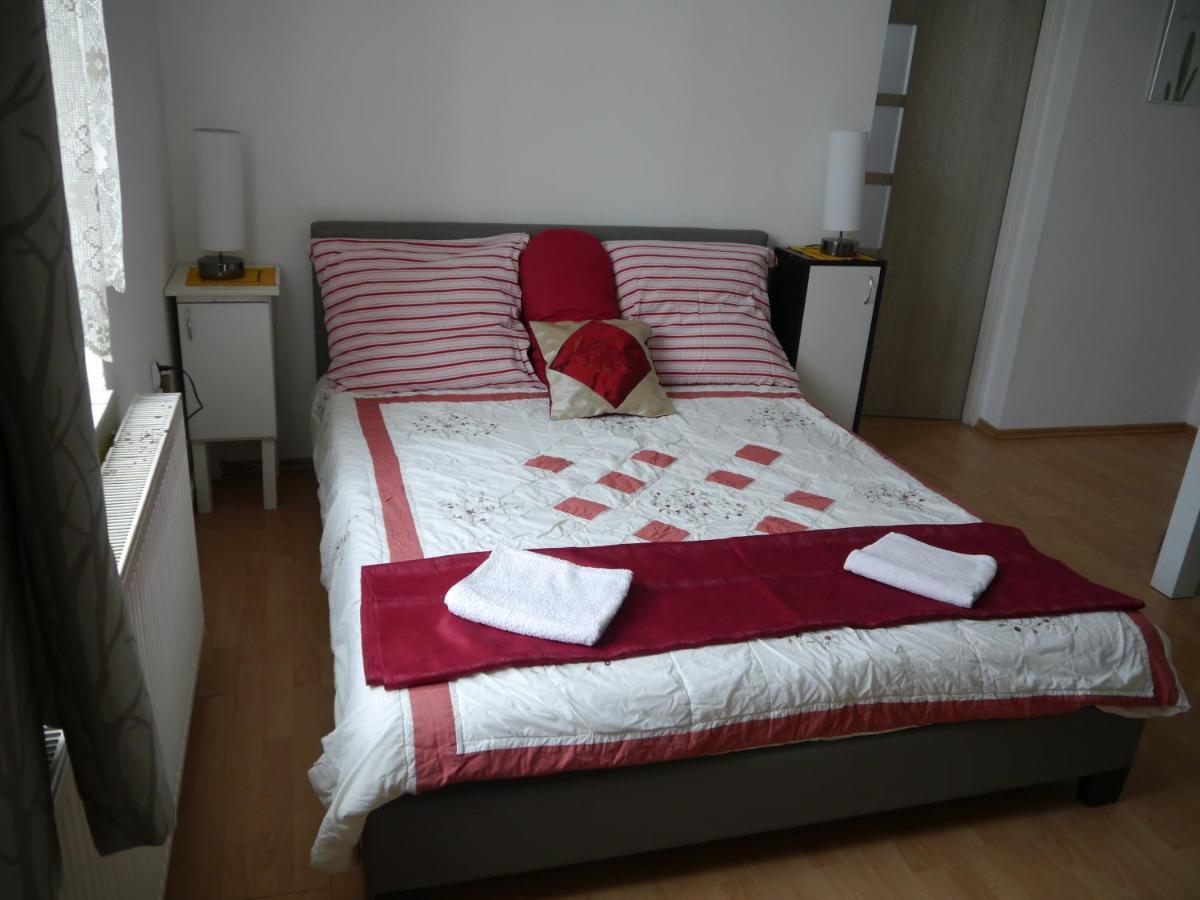 Brama Bieszczad Apartment Леско Екстериор снимка